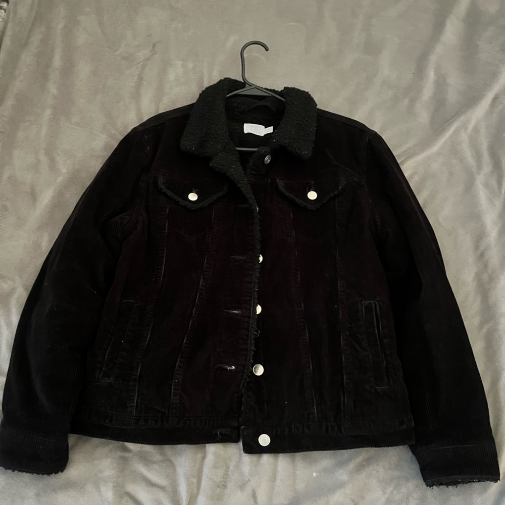 Women’s Black Sherpa Jacket